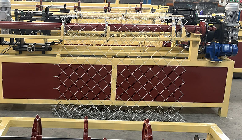 Chain Link Fence Machine