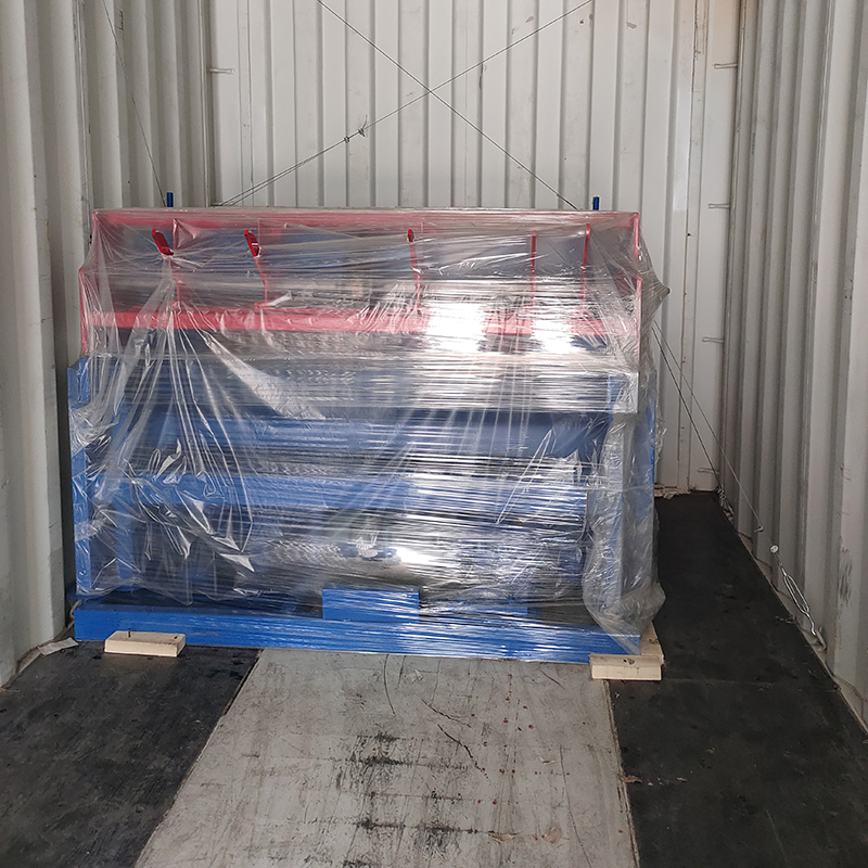 Packaging and Shipping of Net Fence Machines