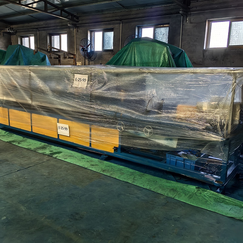 Chain link fence machine are being loaded shipped